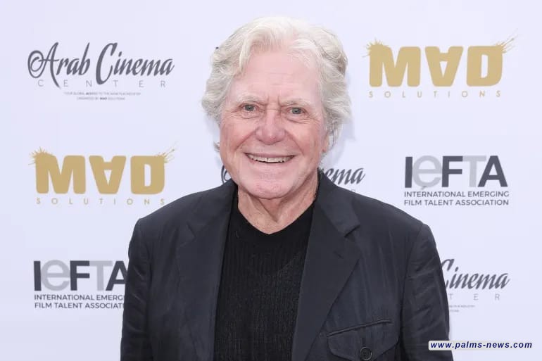 حسين فهمي: رفضنا رعاية شركات المقاطعة لمهرجان القاهرة السينمائي